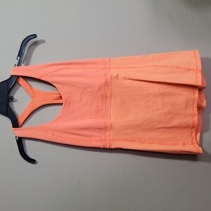 Lululemon top size 10
